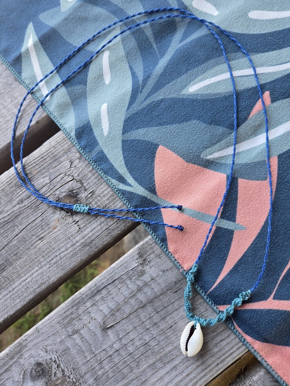 New Handmade Sage Bohème Shell Pendant Necklace - Blue & Turquoise